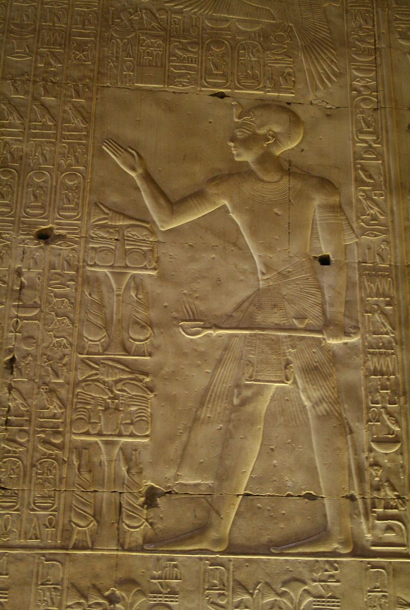 Illustration for article titled Cómo la búsqueda de la momia de Nefertiti reveló un secreto inesperado